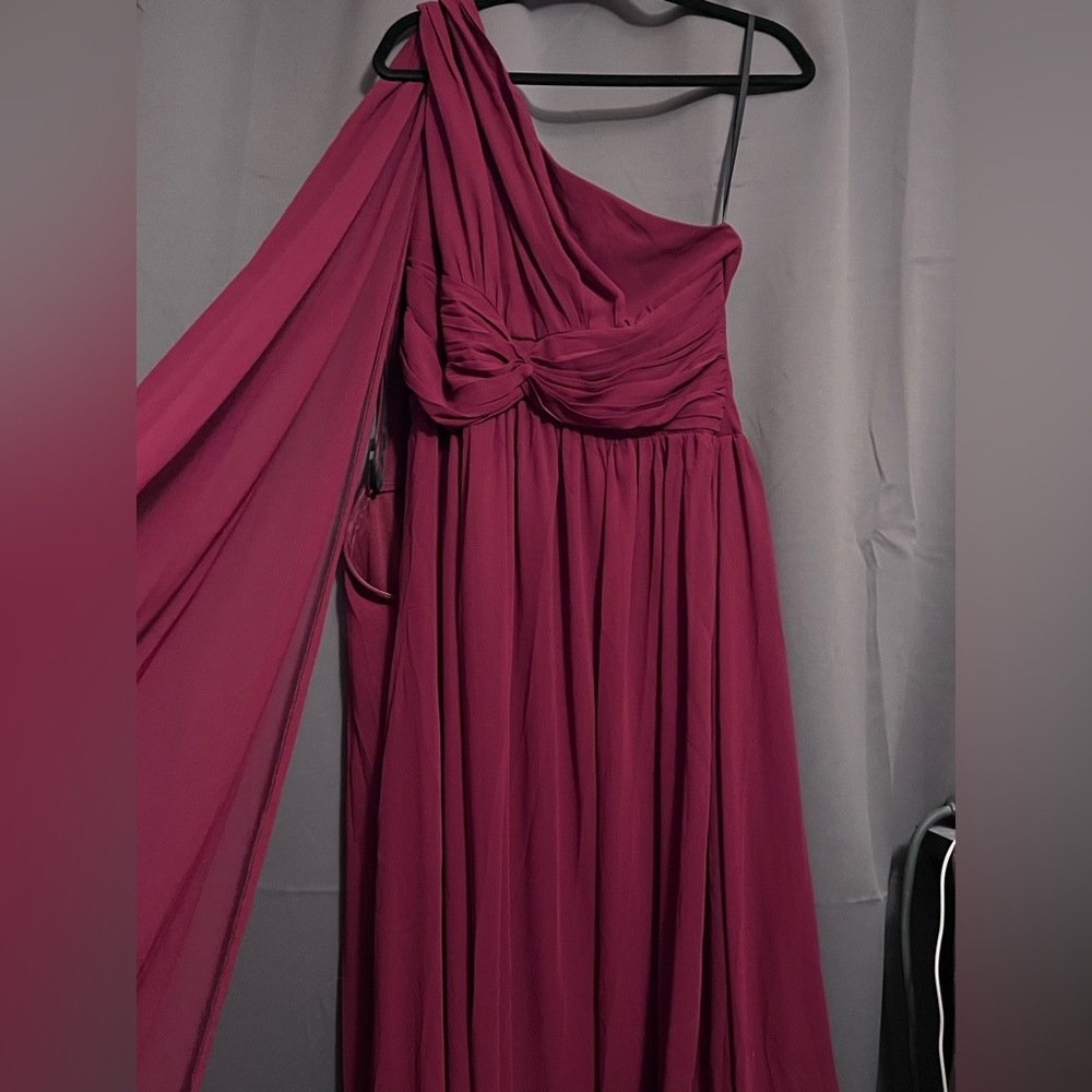 One-Shoulder Bridesmaid Dress